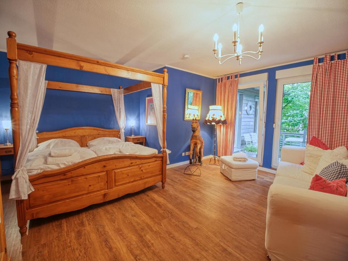 Three B'S Bed And Breakfast Berge  Bagian luar foto
