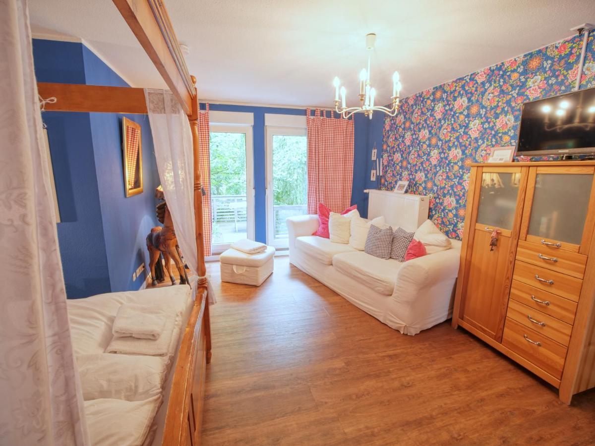 Three B'S Bed And Breakfast Berge  Bagian luar foto