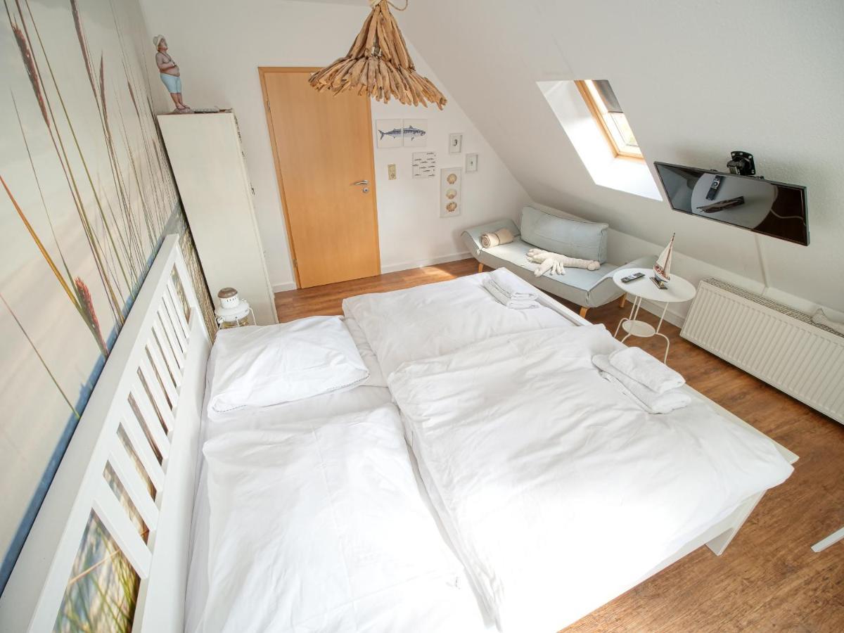 Three B'S Bed And Breakfast Berge  Bagian luar foto